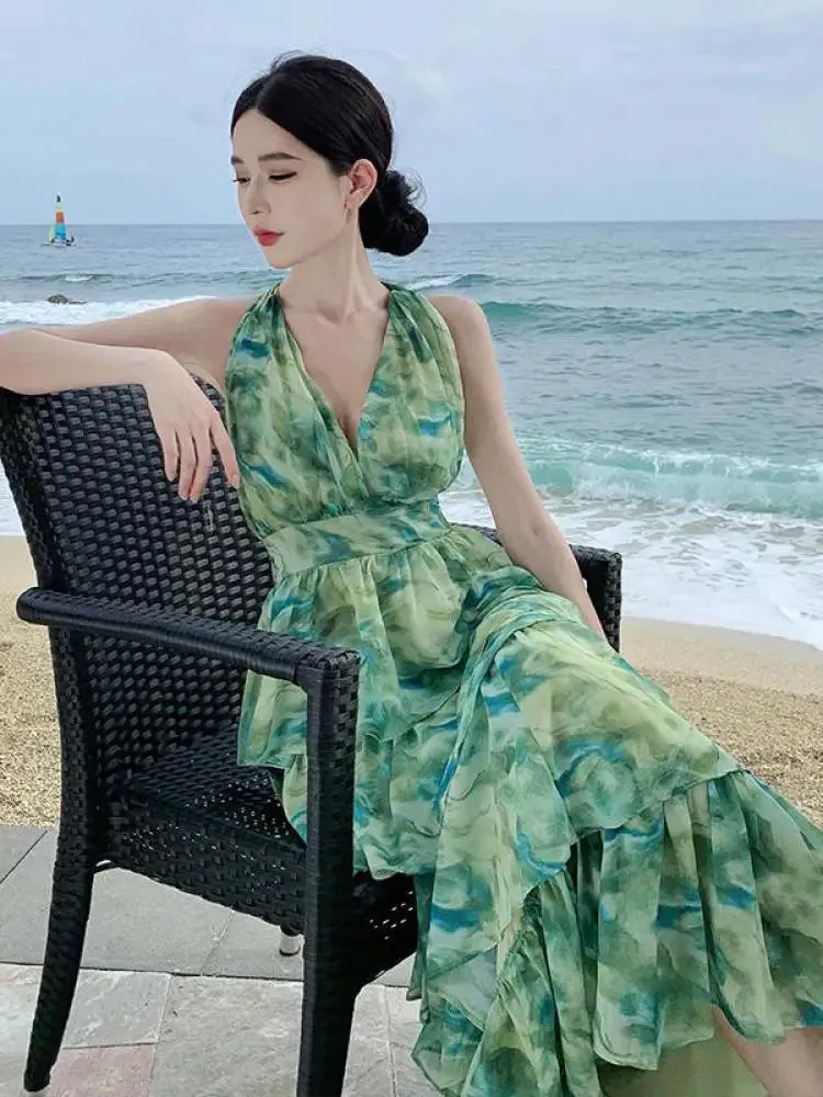 Aiertu Summer Green Tie Dye Sleeveless Halter Bandage Holiday Dress Women Temperament Slim Fashion Sweet Cake Long Dress 2023 Bohemian