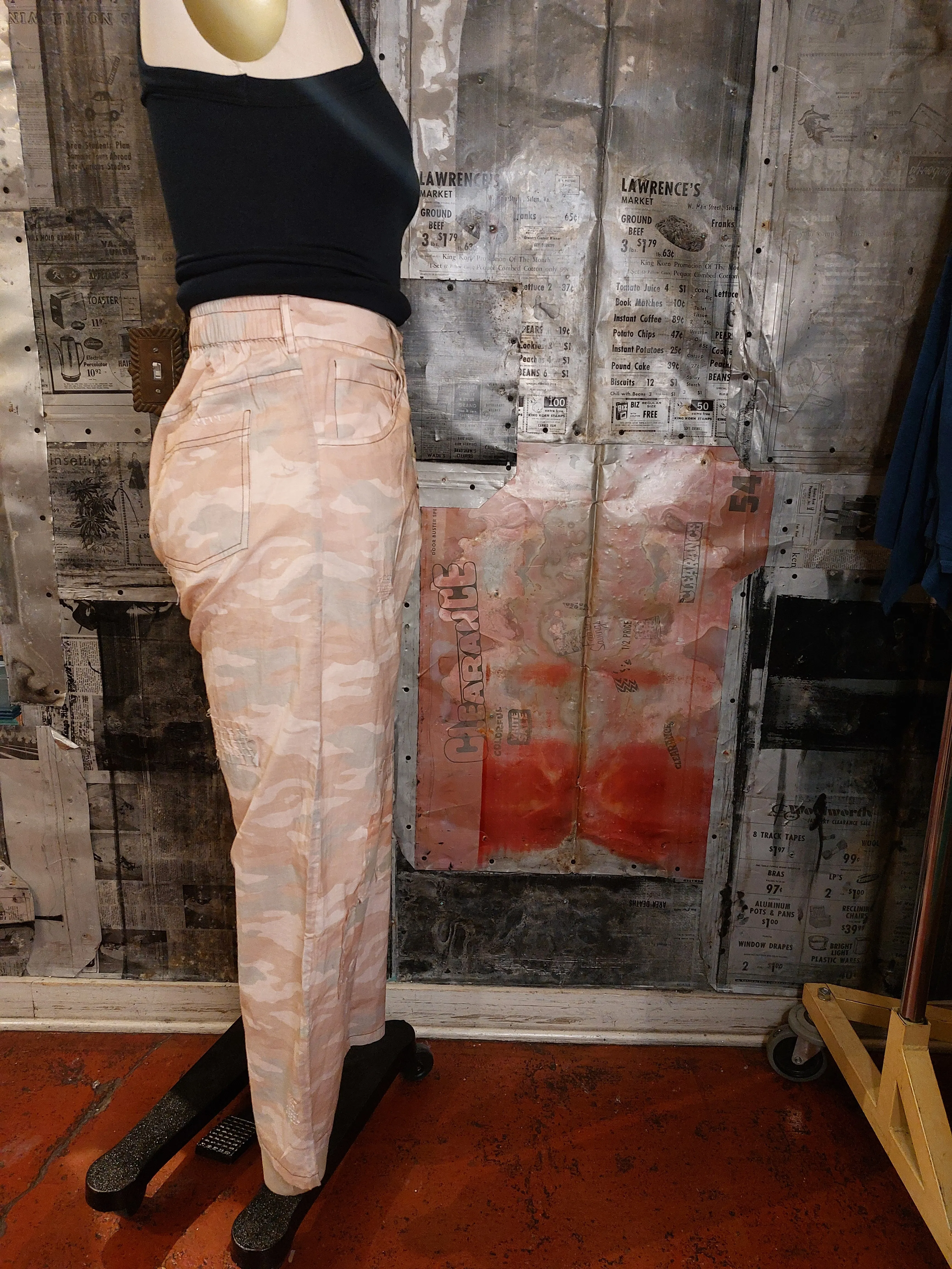 Camouflage Ankle Length Pants w/ Patches