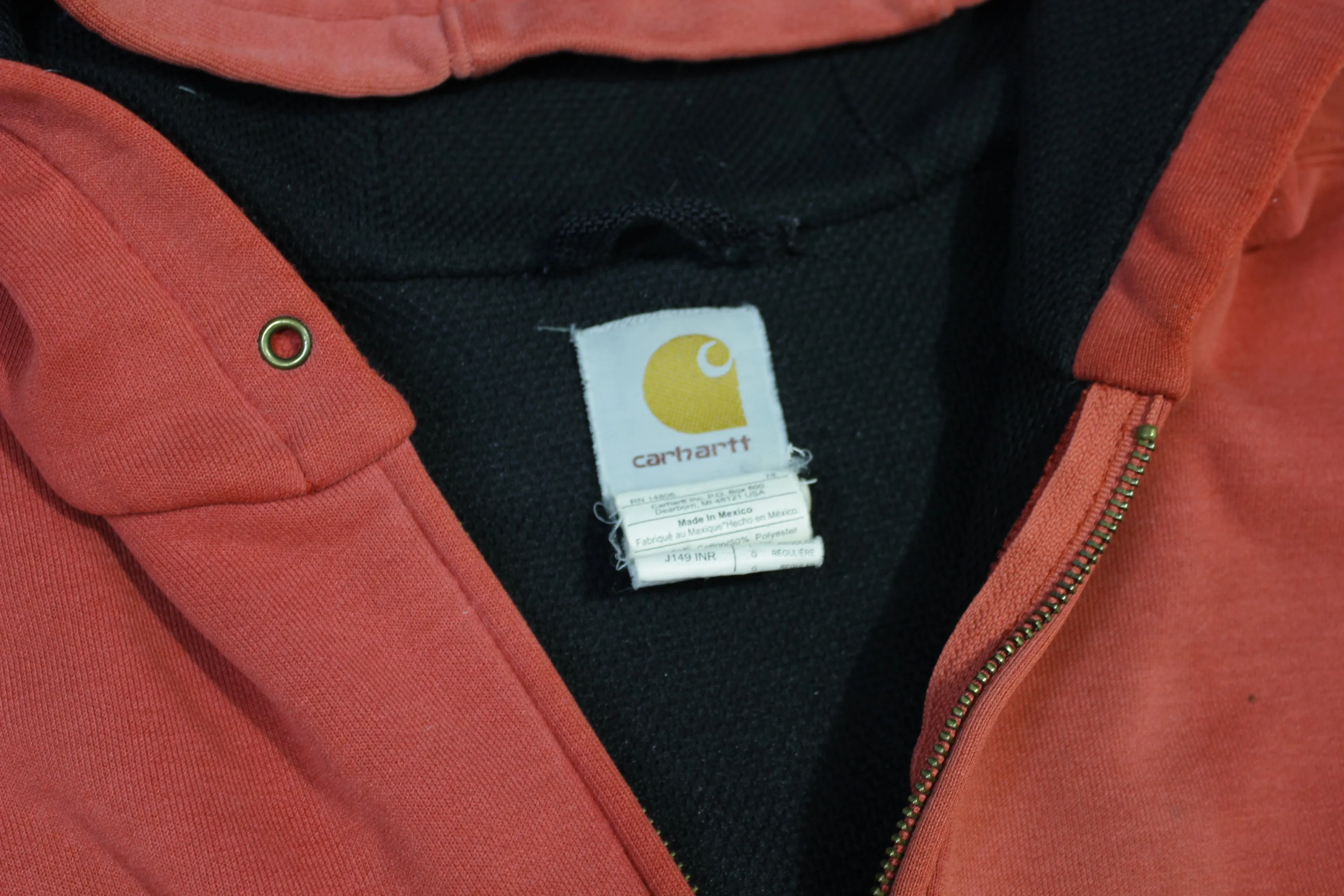 Carhartt J149 Red Thermal Lined Vintage 00's Work Construction Distressed Hoodie Sweatshirt