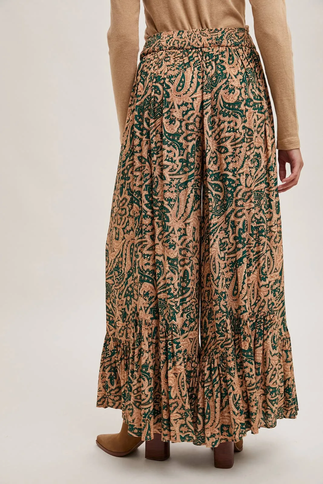PAISLEY PRINT WIDE RUFFLED PANTS: Black