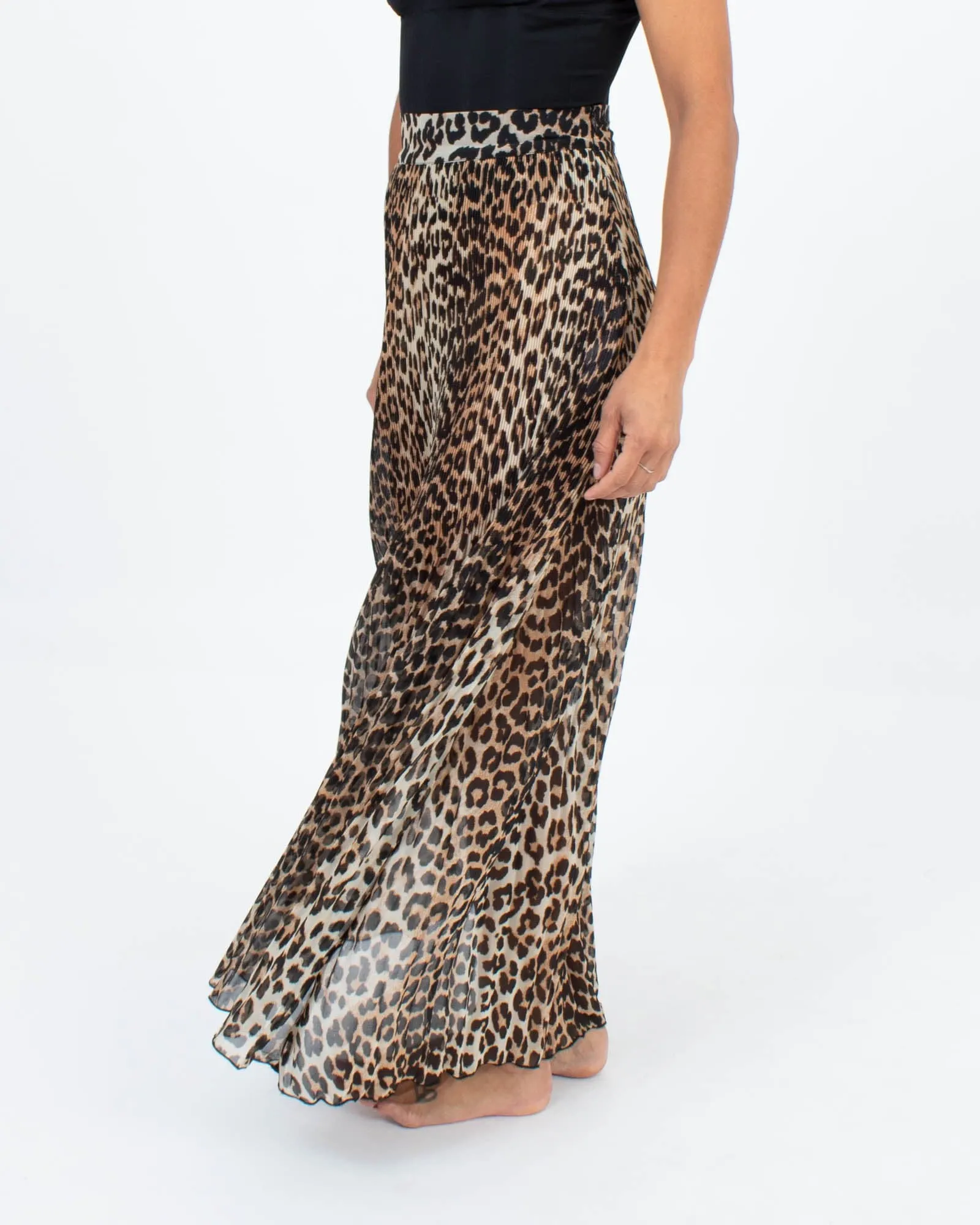 "Pleated Georgette Skirt"