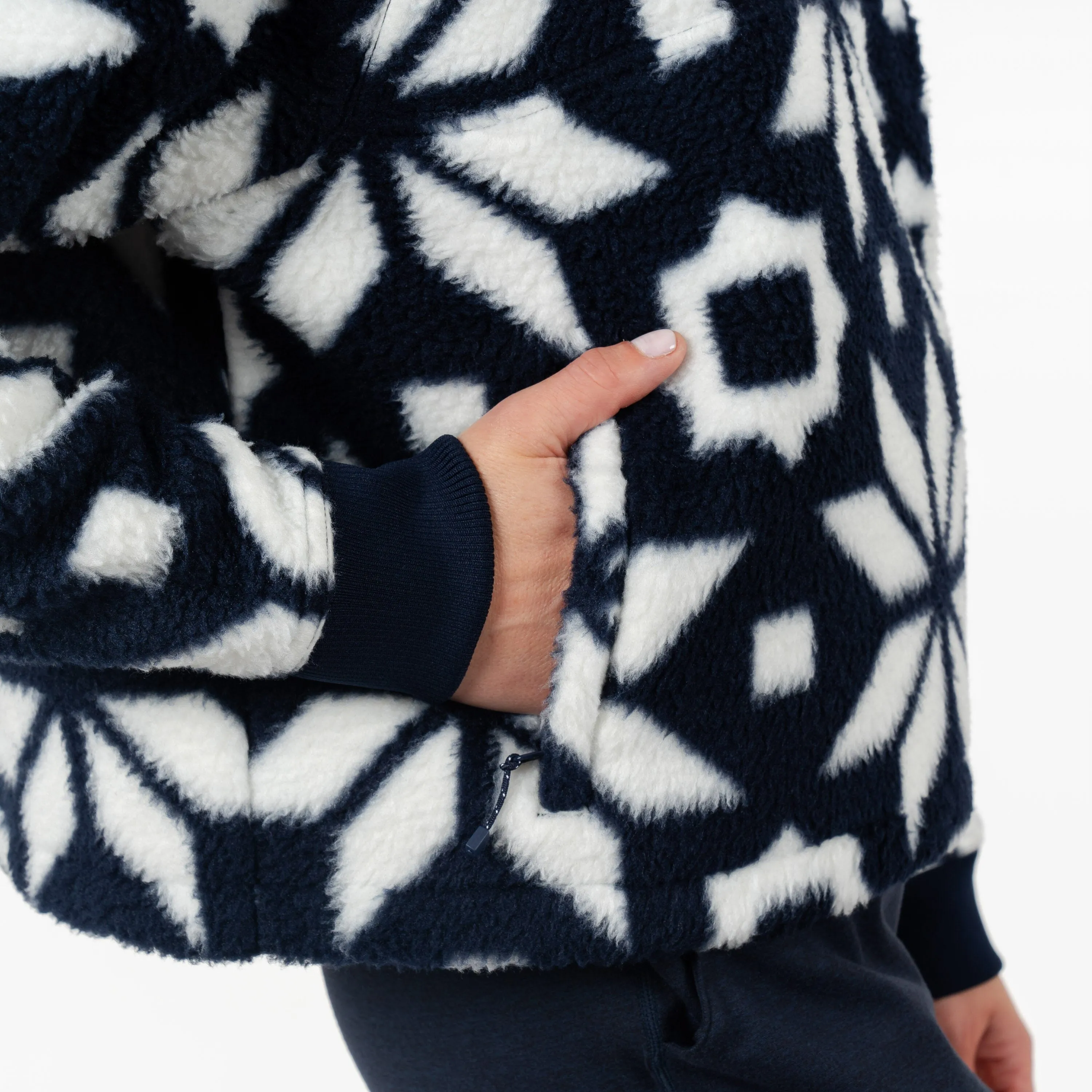 Rivanna Fleece Pullover | The Snowfall - Fleet Navy/White