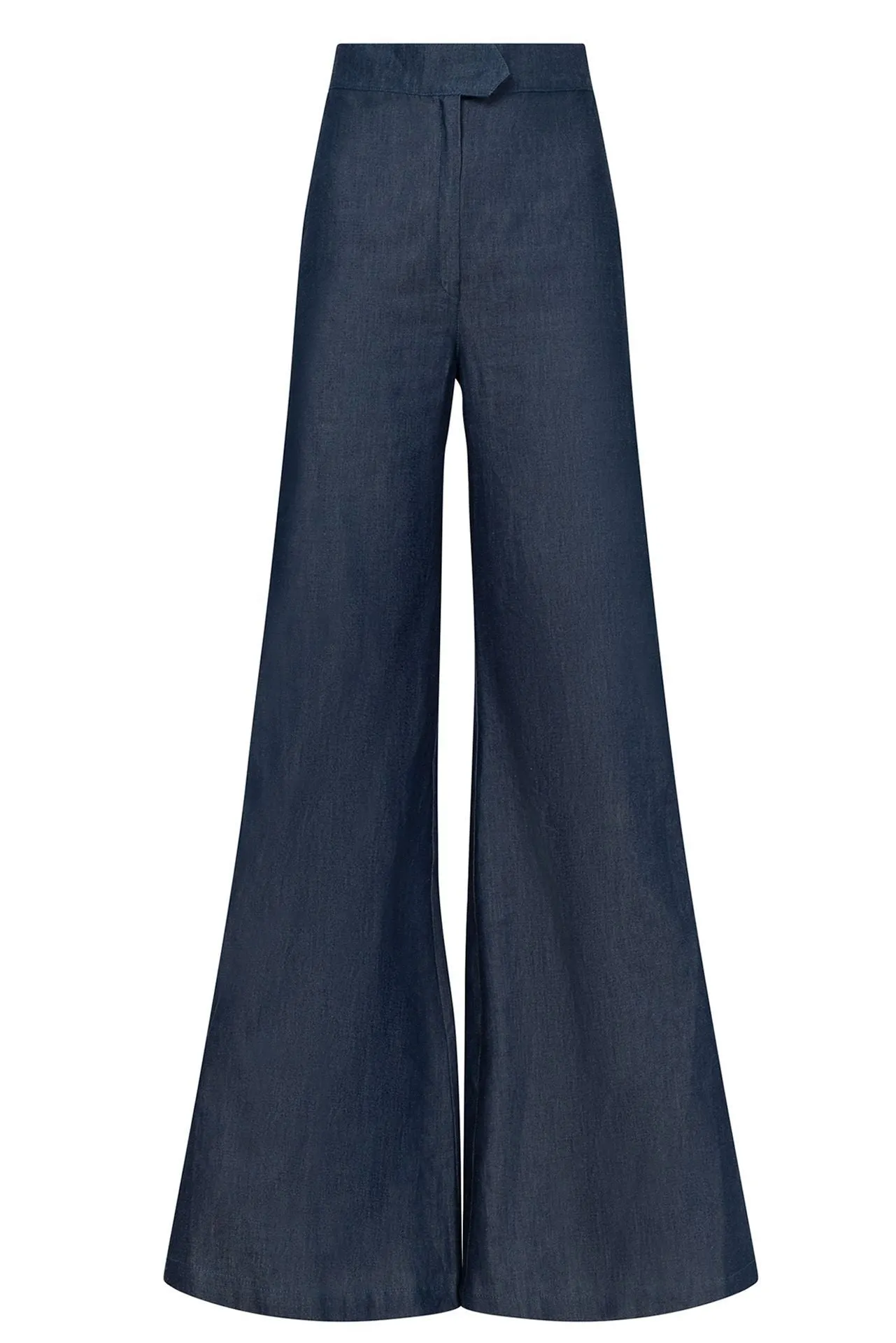 Ruffled Shirt with Flared Jeans