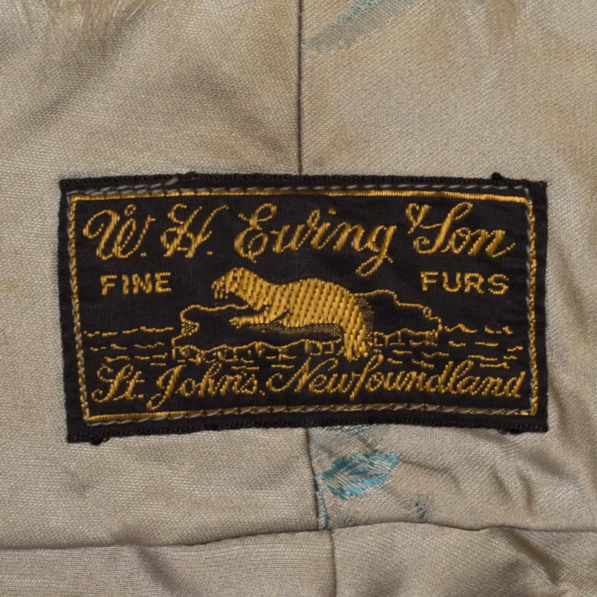 Sm-Lrg 1950s Grey Fur Stole