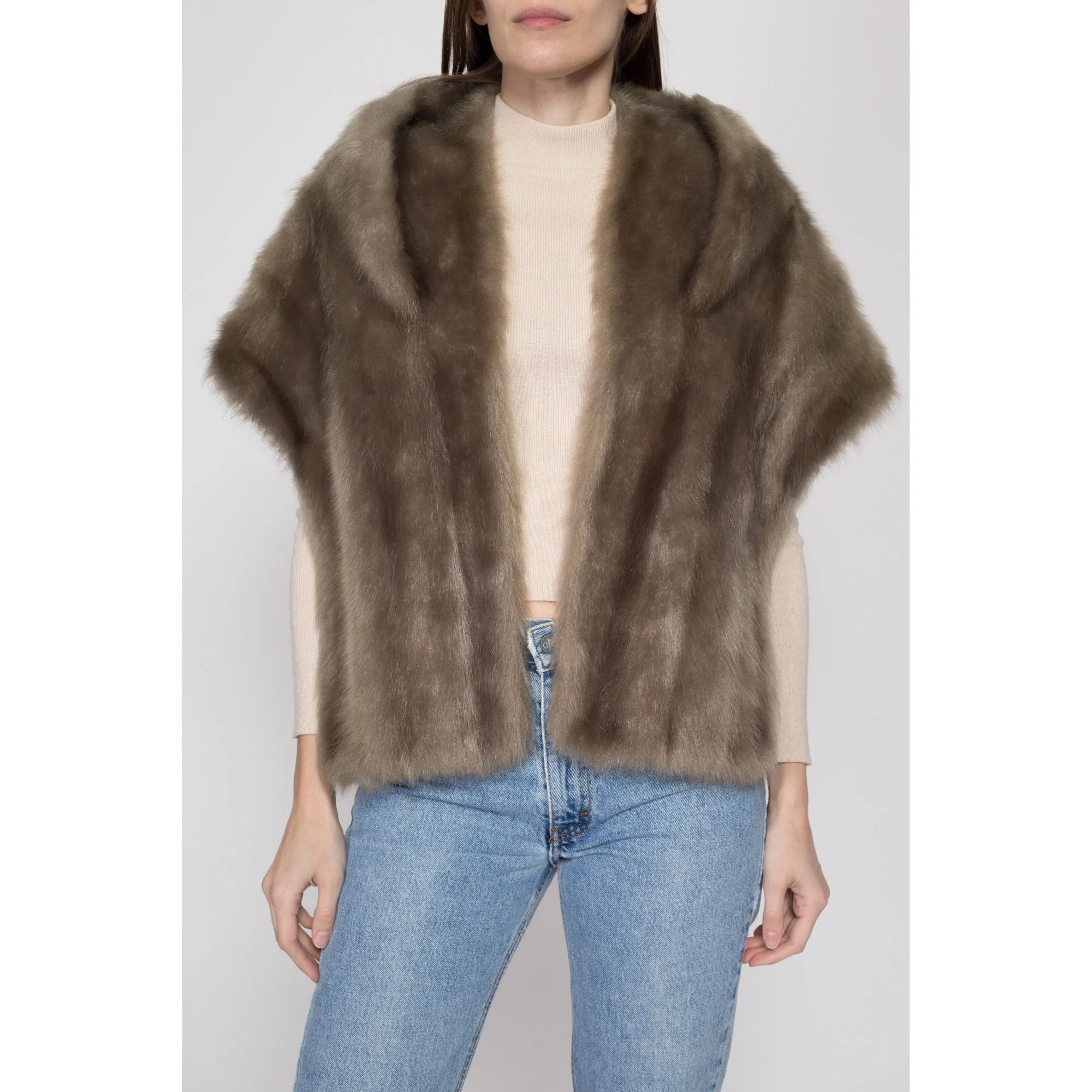 Sm-Lrg 1950s Grey Fur Stole