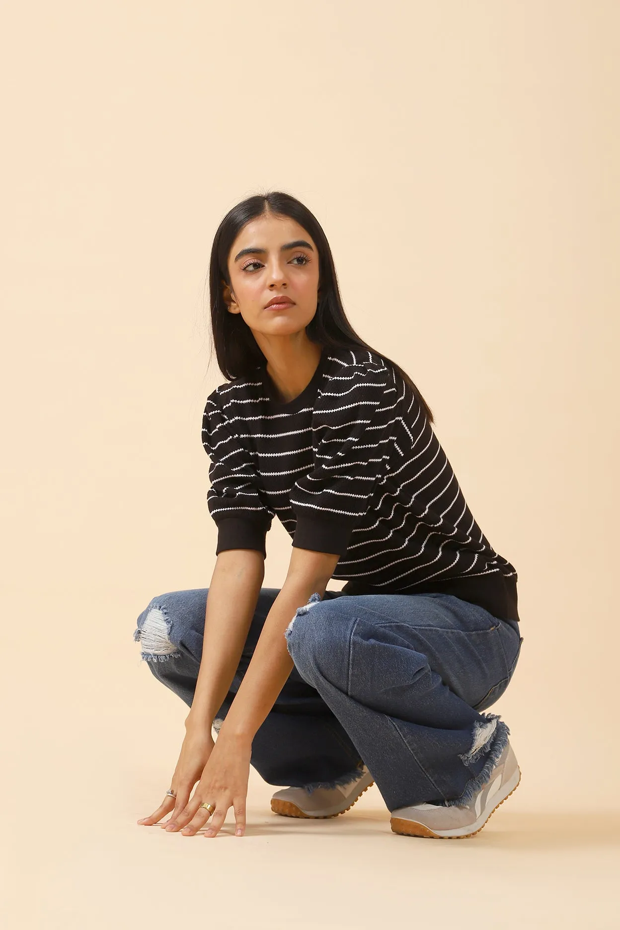 TEXTURED KNITTED TOP
