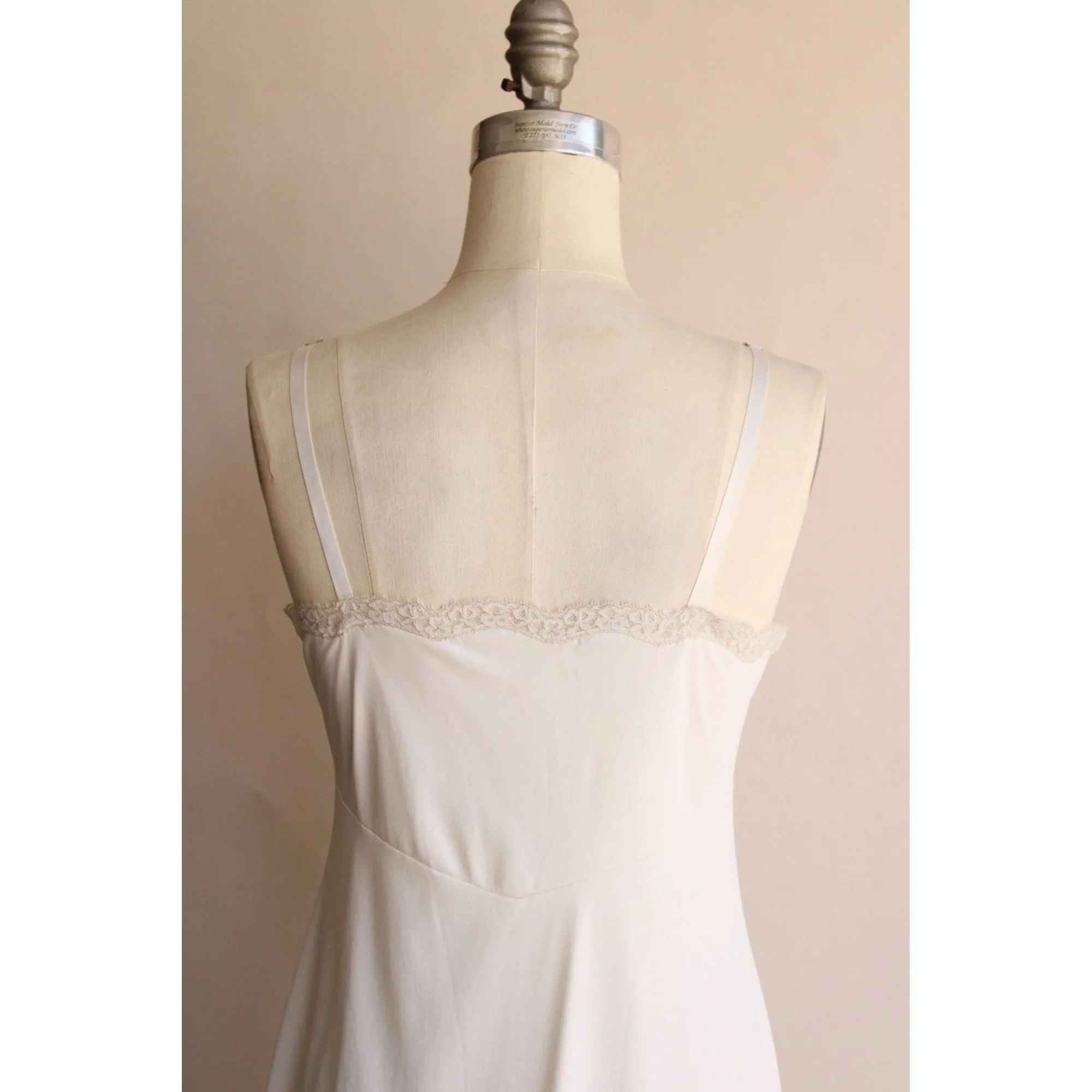 Vintage 1950s Van Raalte Nylon Slip in Ivory