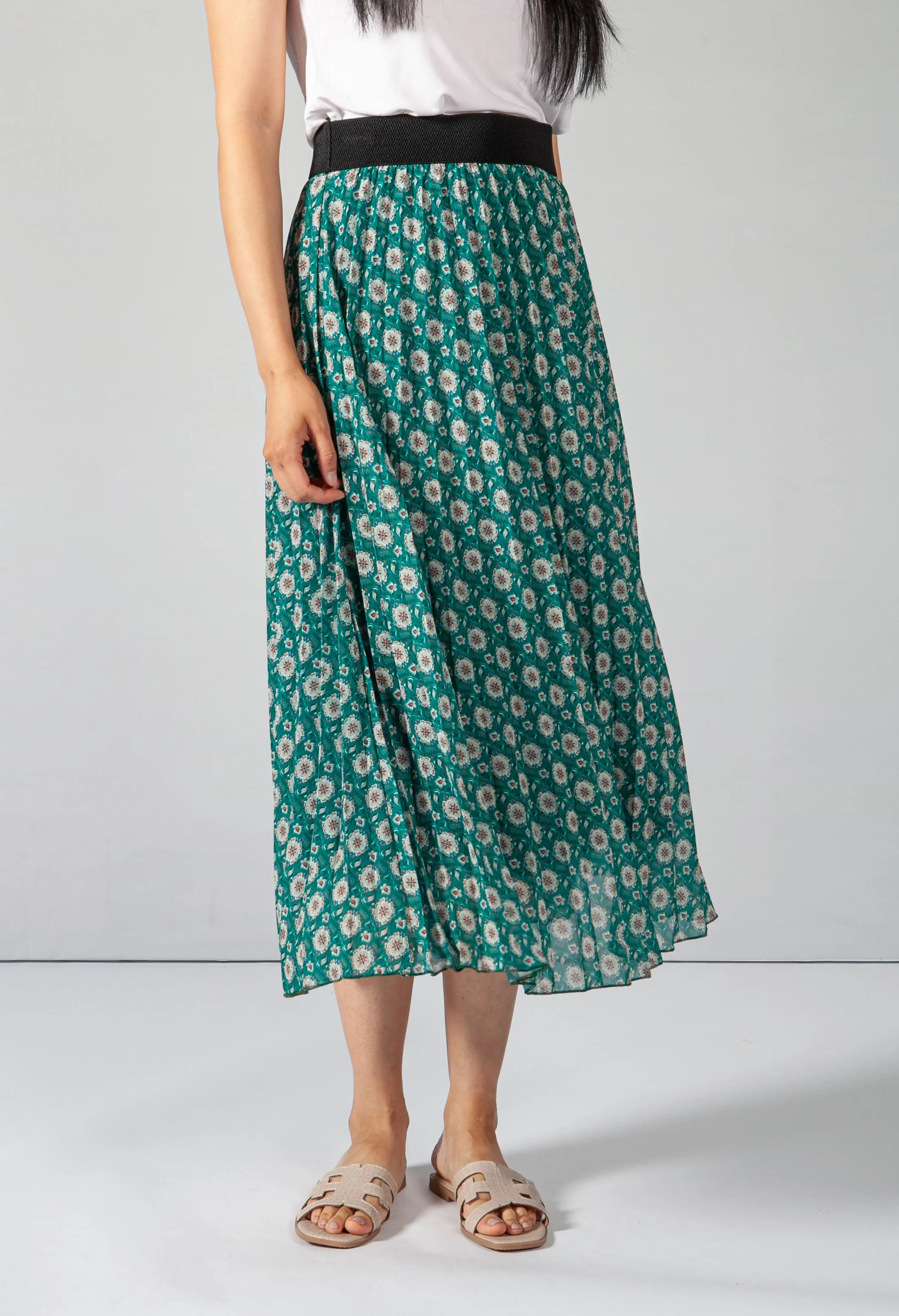 Vintage Print Green Skirt